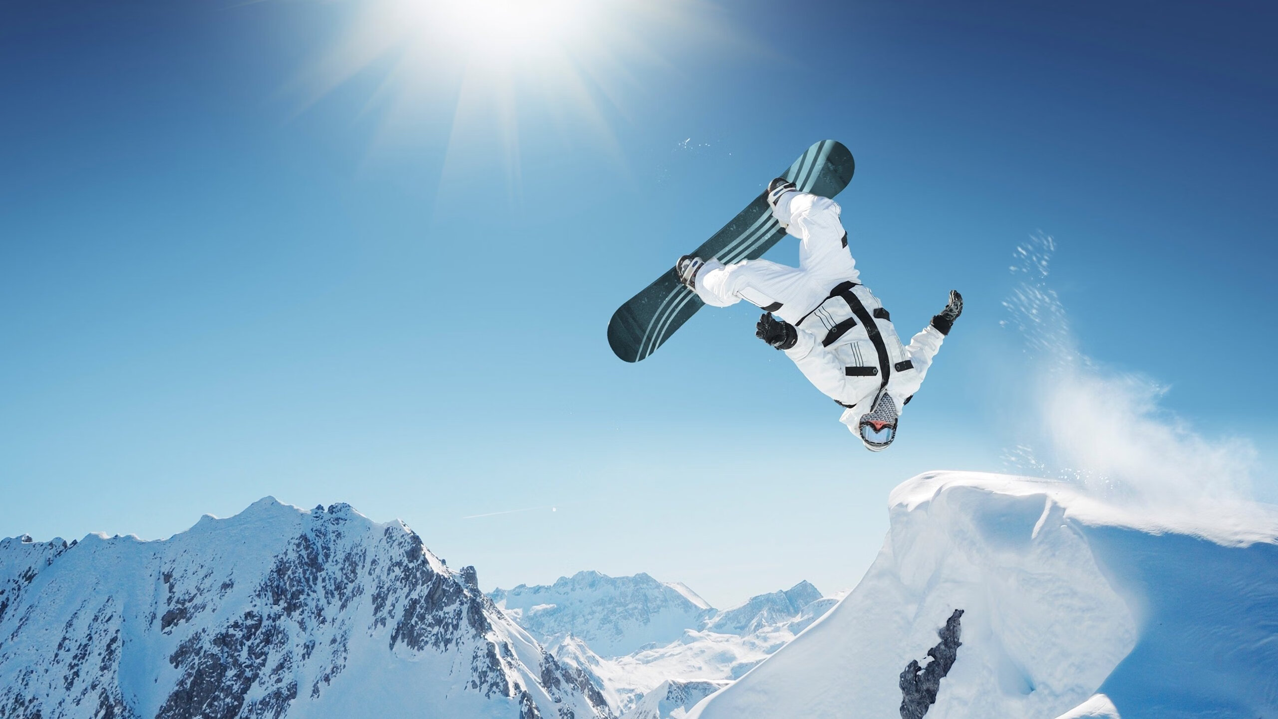 体育场馆应急疏散演练+迷你跑活动 观众在演习中完成运动